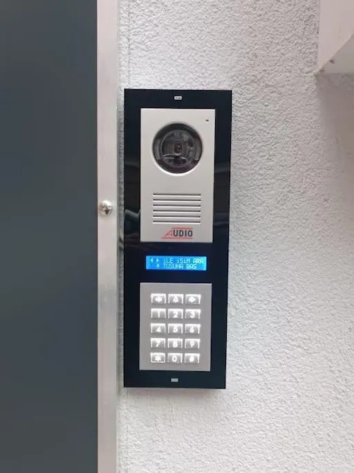 이스탄불 Evinizin Konforunu Yasayin ! 아파트